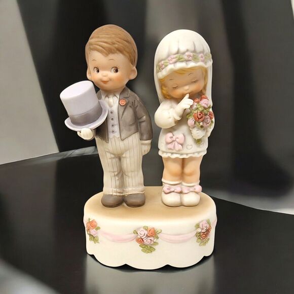 Vintage Enesco Musical Here Comes The Bride & Groom 1989 Porcelain 6.5" Figurine - Picture 1 of 14
